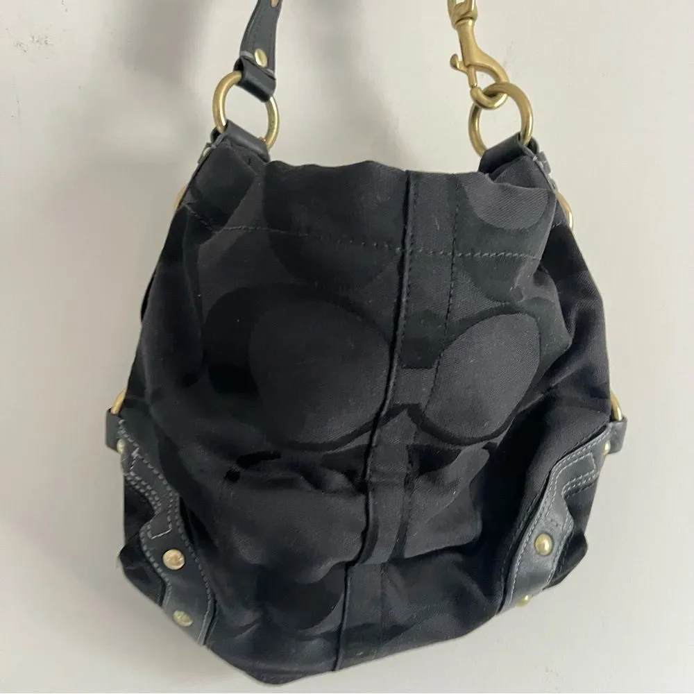 Coach 10619 Signature Canvas Shoulder Bag black Turnlock Y2K - Picture 16 of 16